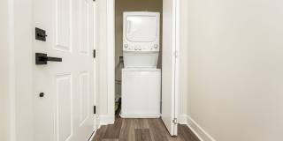 Luxury 2 Bed, 2.5 Bath Home with Two-Car Garage in Downtown Charleston Gallery 7