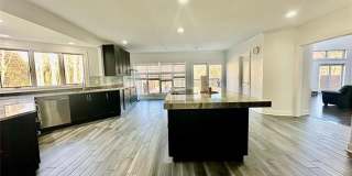 95 Barbara Lane Gallery 18