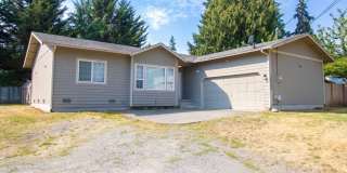 Charming 3-Bedroom Bonney Lake Home with Large Yard & 2-Car Garage Gallery 1