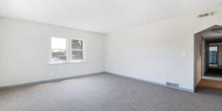 3143 Mahoning Avenue A Gallery 16