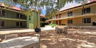 Kensington Court Gallery 95