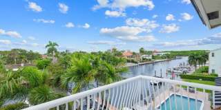 2739 NE 15th Street Gallery 33