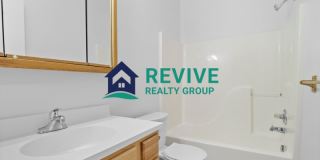 15715 Parkway Lane Gallery 13