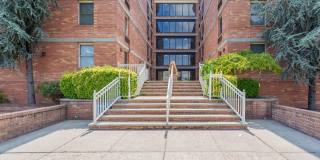 Peninsula Court Apartments Gallery 2