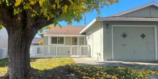 Leisure Town cozy 1 bedroom 1 bathroom! Gallery 1