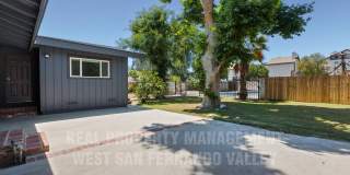Beautifully Remodeled Single Family Home with Pool Gallery 47