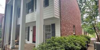 Elegant Colonial Style 2 Bedroom 2 and a half Bathroom Townhome in Little Rock Gallery 7