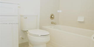 9701 Blue Isle Bay Gallery 37
