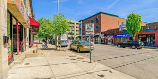 213 N Walnut Street Gallery 28