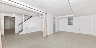9504 VEIRS Drive Gallery 37