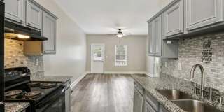 751 Prince Place Gallery 18