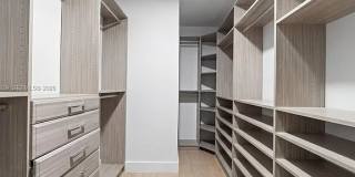 1120 Wallace Street Gallery 17