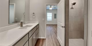 Luxury 3 Bedroom 2 Bathroom Townhome in Piedmont Schools- Neighborhood Park and Basketball Court Gallery 13