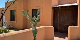 Unique 3Bdm 2Ba home is located in a great central location Gallery 10
