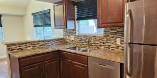 Lovely 3/2 in a great location! Gallery 16