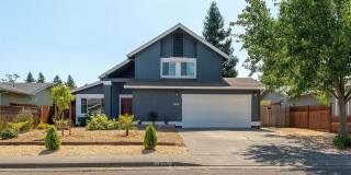 Beautiful 3/3 in East Petaluma - 1659 Calle Ranchero Gallery 1