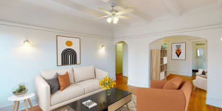 5474-5480 S. Hyde Park Boulevard Gallery 1