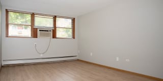 South Highland Apartments Gallery 18