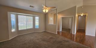 Light & Bright 3-Bedroom House in Ravenwood Subdivision Coming Available Early May! Gallery 11