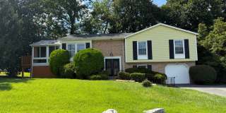 Great Home, Great Location! Gallery 1