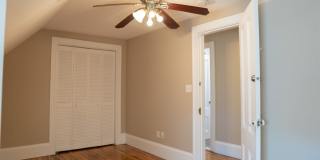 Modern Apt for the Socially Inclined near NEU  more w plenty of space + $500 Utilities Rebate with Promo Gallery 12