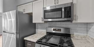 Welcome to modern living in the heart of Ghent! Gallery 4