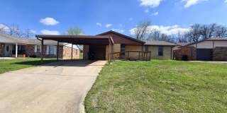 3 Beds 1.5 Bath in Shawnee! Gallery 1