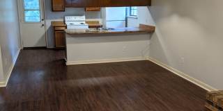 Cute 2 bedroom 2 bath townhome Gallery 1