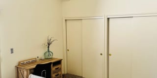 2 Bedroom, 2 Bath Condo Gallery 32