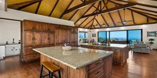Magnificent Wailuku Country Estate Gallery 4