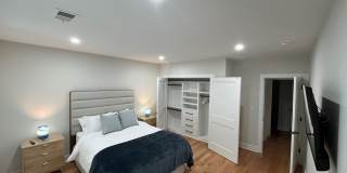 211 Rockwell Ave Gallery 13