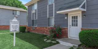 Rochester Commons Gallery 12