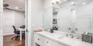 4800 ZELZAH Ave Gallery 41