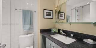 3 Island Ave Gallery 21