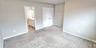 Three Bedroom Townhome Gallery 26