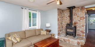 Darling 3 Bed 1 Bath Home Gallery 5