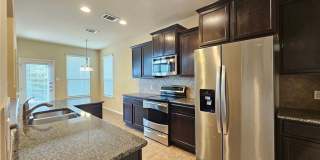 AVAILABLE NOW & READY FOR MOVE-IN - INGROUND POOL & SOLAR PANELS! Gallery 7