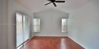 10380 NW 46th St Gallery 13