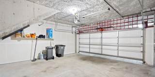Gorgeous 2 Bed 2 Bath Dublin Townhome with Amenities! Centrally Located! Gallery 25