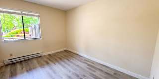 1 bedroom end unit with no upper or lower neighbors! Gallery 11