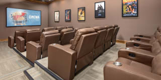 The Elliott Gallery 22