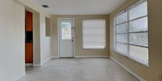 3723 North 55th Street Gallery 6
