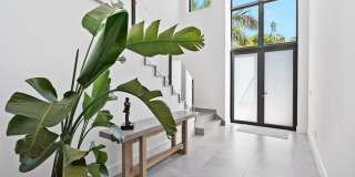 743 S Lake Avenue Gallery 4