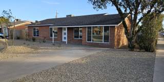 2203 E Devonshire Ave Gallery 1