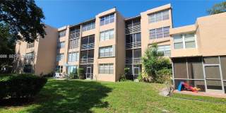 9410 Live Oak Pl Gallery 1