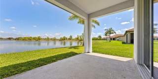 2038 Grove Dr Gallery 28