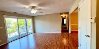 LARGE 2ND FLOOR CONDO Gallery 14