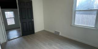 Bright & Airy 3-Bedroom Bungalow-Move-In Ready! Gallery 11