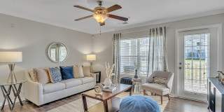 Landings at Lake Gray Gallery 12