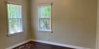 Cute Cottage House with Private Courtyard + Walking Distance to CSU! Gallery 13